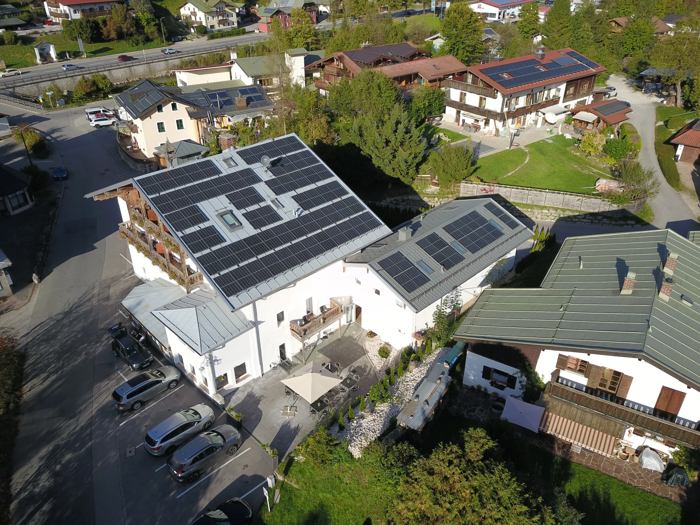 Photovoltaikanlage in Berchtesgaden mit 32,4 kWp, Gewerbeanlage